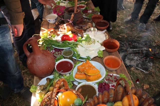 Food and wine at the Egrisoba 2015 festival