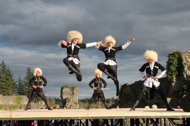 Traditional dancing at the Egrisoba 2015 festival