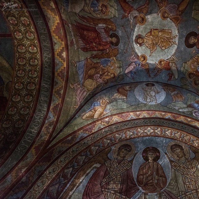 Interior of the Sioni Cathedral of the Dormition in Tbilisi. Photo by Pablo Ferrari.