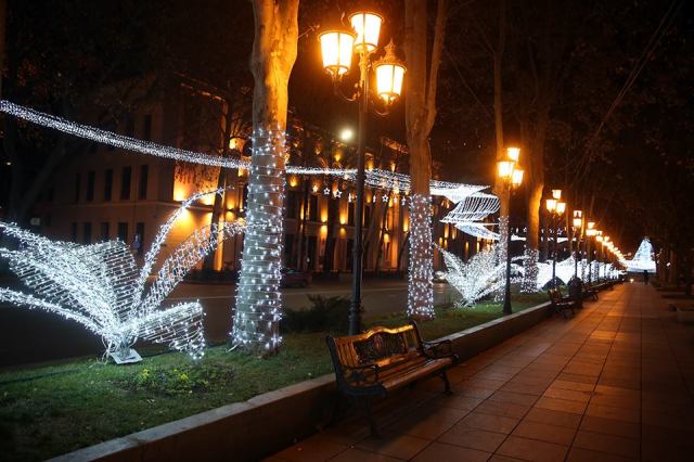 new-year-illuminations-in-tbilisi_4